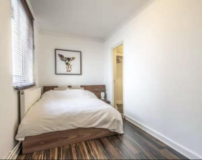 Bright Victorian 2dbl bedroom flat near Hyde Park